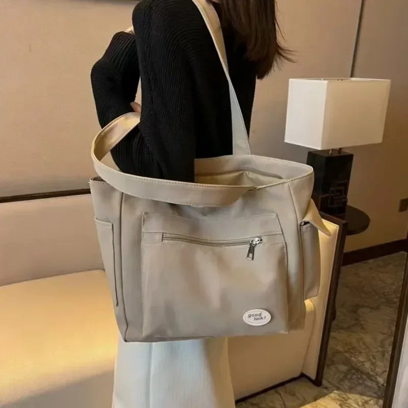 Women's Fashion Shoulder Bag Class Large Capacity Student Tote Bag 2023 New Canvas Commuter Handbag Women Bag - 图片 2